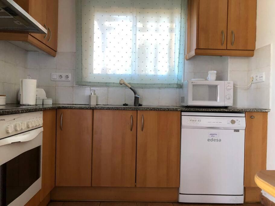 Casa Con Piscina A Menos De 1 Min De La Playa. Aa * Gerona