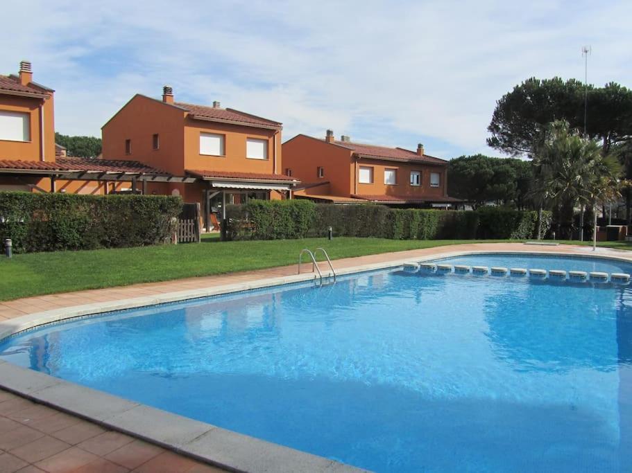 Casa Con Piscina A Menos De 1 Min De La Playa. Aa * Gerona