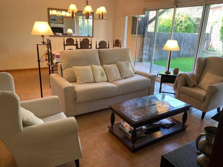 Casa Con Piscina A Menos De 1 Min De La Playa. Aa Ferienhaus *