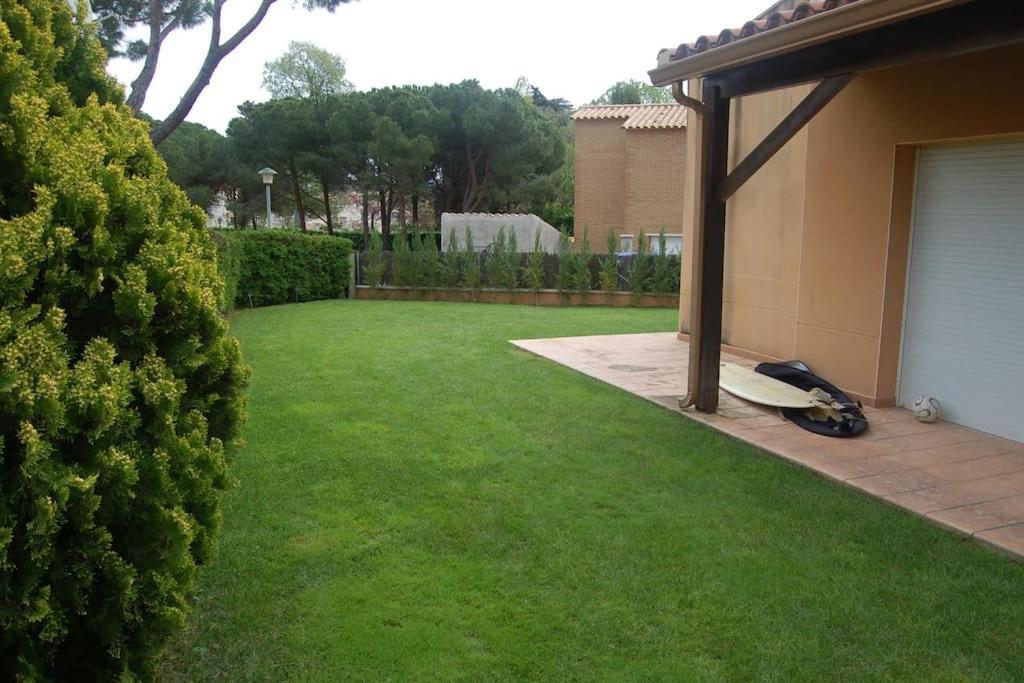 Сasa de vacaciones Casa Con Piscina A Menos De 1 Min De La Playa. Aa Gerona